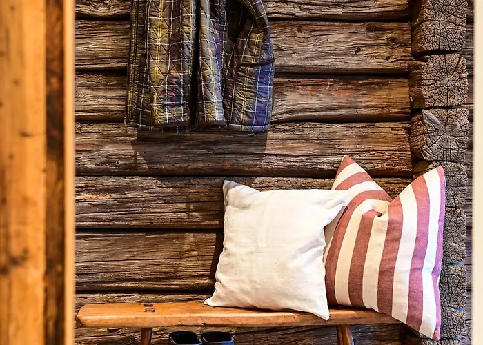 steiRerBLiCke - Weinstöckl Hochgrail *