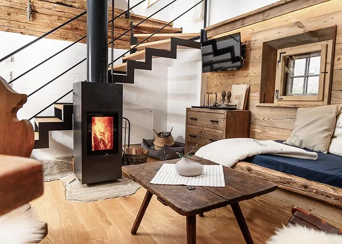 steiRerBLiCke - Weinstöckl Hochgrail